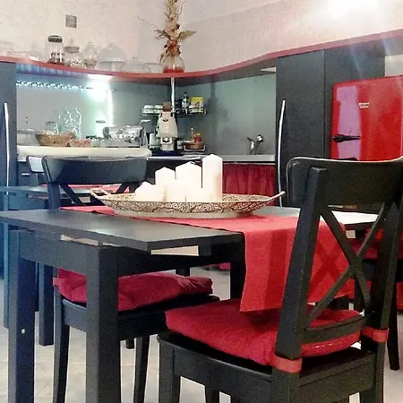 B&B Villa Delle Rose Nocleg ze śniadaniem *